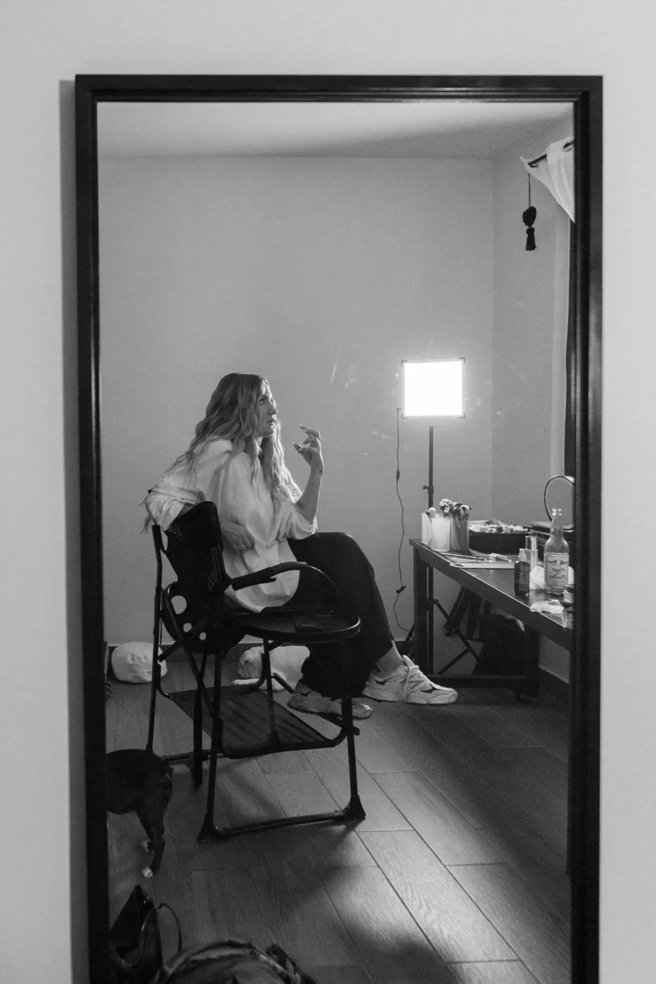 Zoë in the mirror, black and white